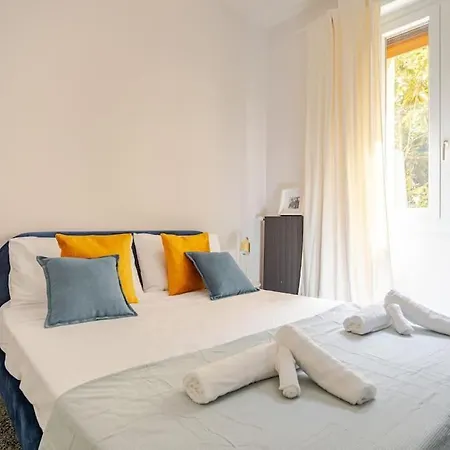Casa Con 2 Da Letto E Parcheggio A Apartment *